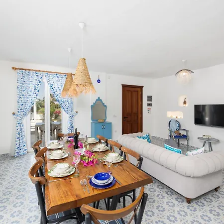 Blue Island فيلة *