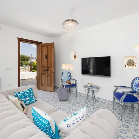 Blue Island داليان