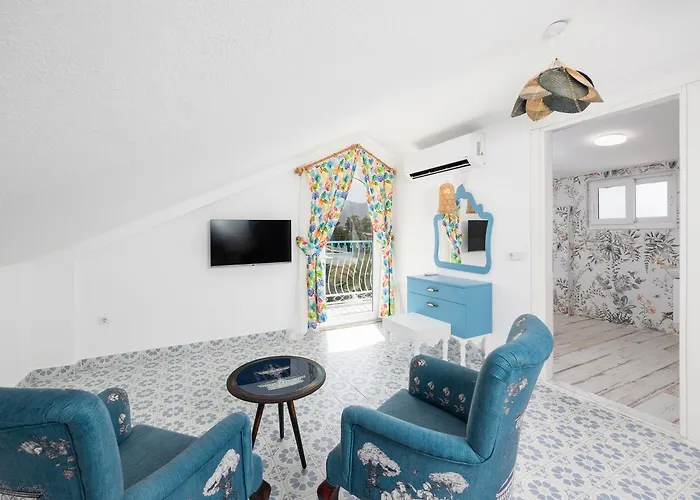 Blue Island Villa