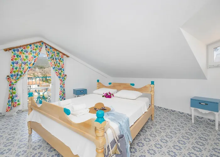 Villa Blue Island